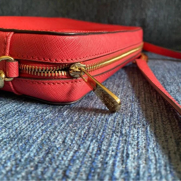 Michael Kors 🪸 Vibrant Coral 🪸 Crossbody Bag 💖 - Picture 5 of 10